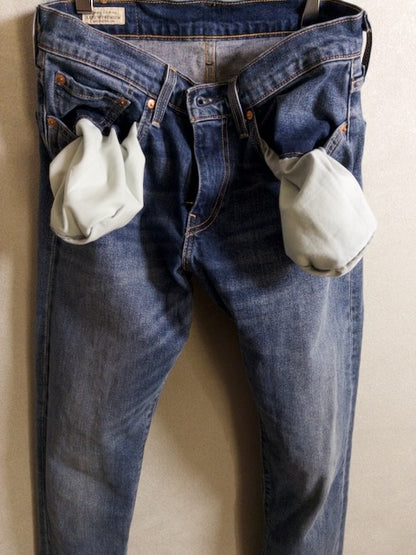 Levi’s - 502 色落ちとアタリが映えるローライズスリムテーパード
