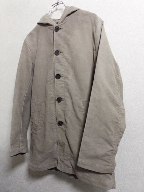 VETRA for UNITED ARROWS - フレンチモールスキン素材のベージュフードブルゾン