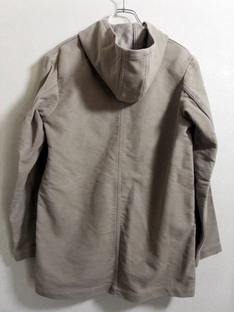 VETRA for UNITED ARROWS - フレンチモールスキン素材のベージュフードブルゾン