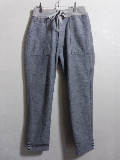 ETERNAL - リバーシブル仕様のレギュラーライズテーパードデニムパンツ