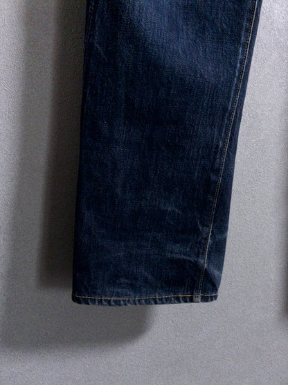 F.O.B FACTORY DENIM MFG. & CO. - 美しい色落ちとエイジングが際立つテーパードデニムパンツ