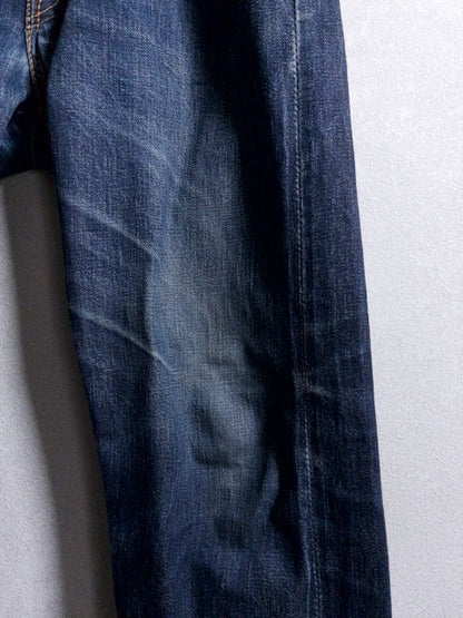 F.O.B FACTORY DENIM MFG. & CO. - 美しい色落ちとエイジングが際立つテーパードデニムパンツ