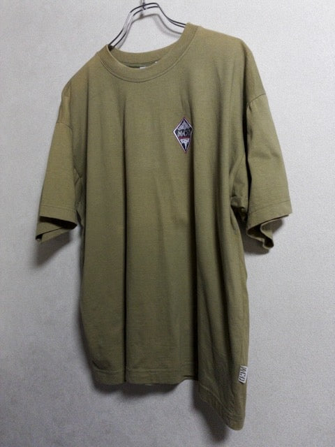 More Core Division - ストリートシーンに映える米国製Tシャツ