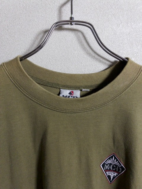 More Core Division - ストリートシーンに映える米国製Tシャツ