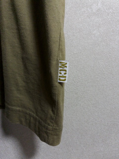More Core Division - ストリートシーンに映える米国製Tシャツ