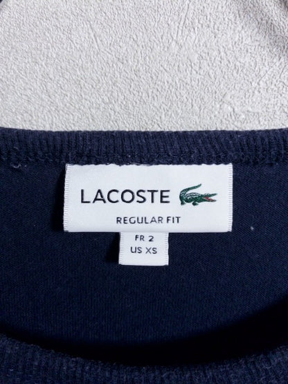 Lacoste - 胸ポケットを配したネイビー半袖Tシャツ