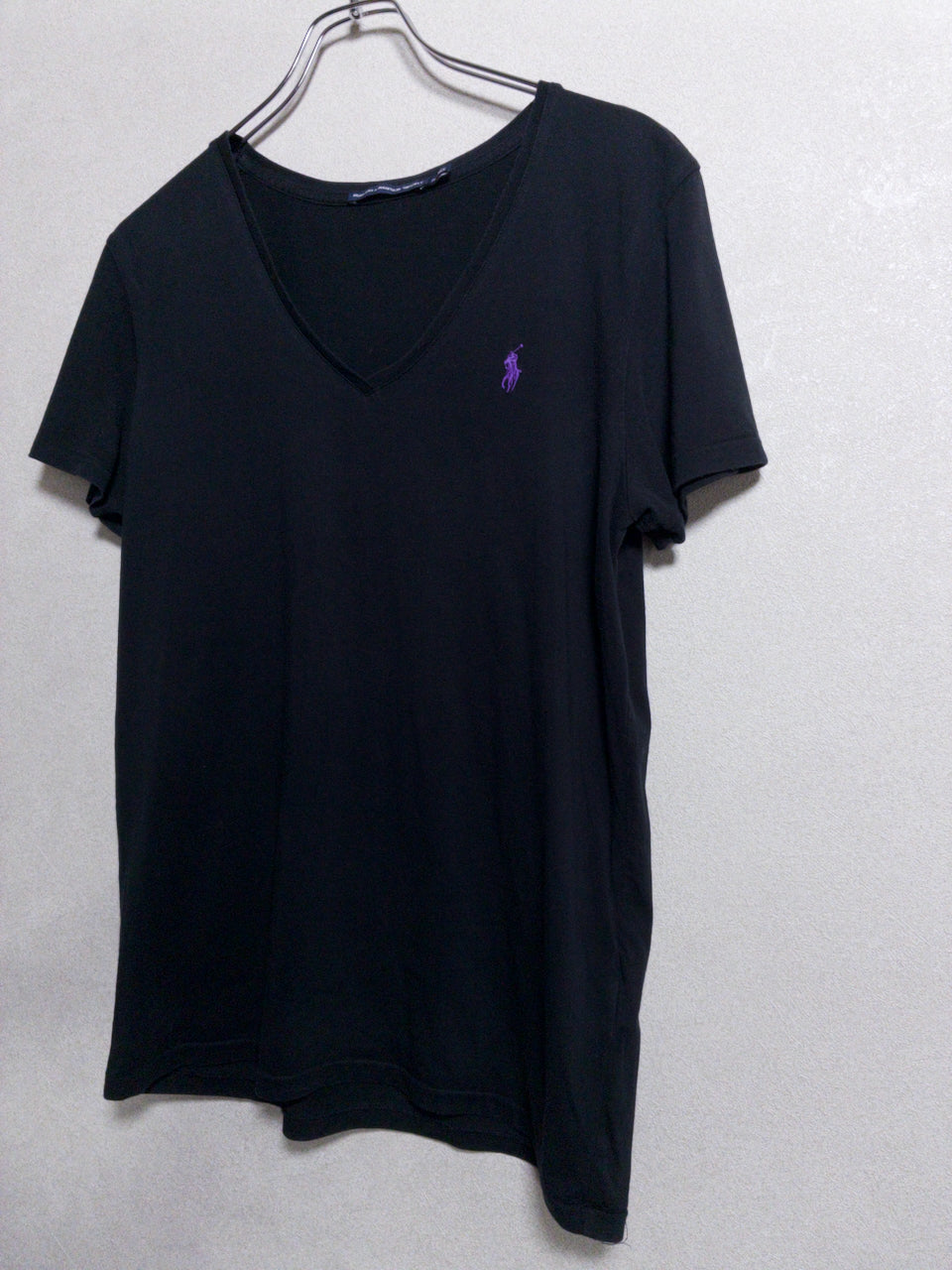RALPH LAUREN SPORT - 紫ポニー刺繍 黒VネックTシャツ