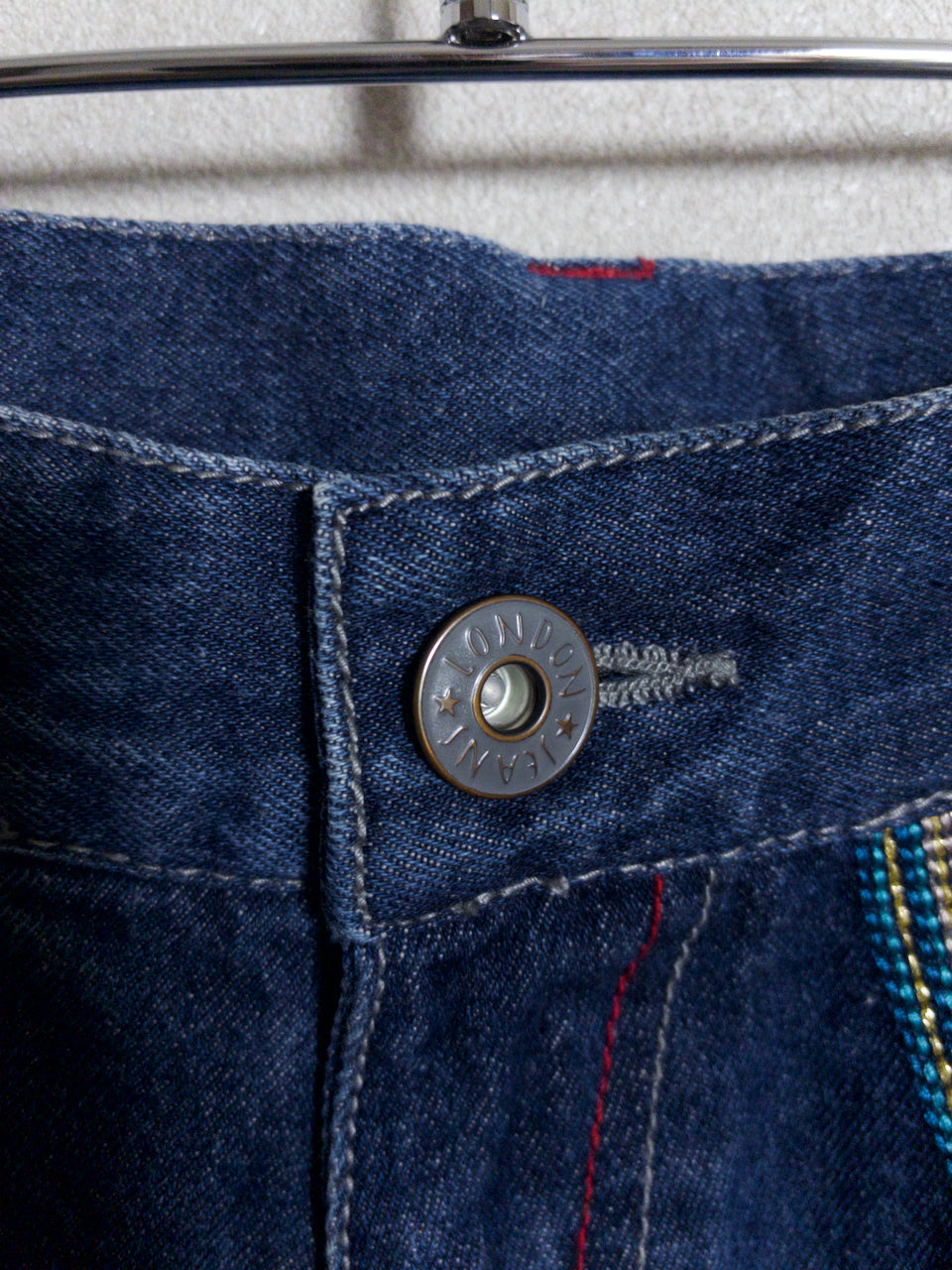 LONDON JEANS by GAZELLE - レインボーステッチ ジョーツ